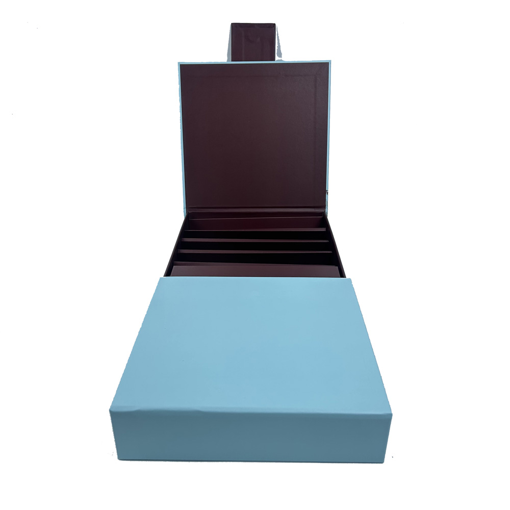Custom-Chocolate-Gift-Boxes-2